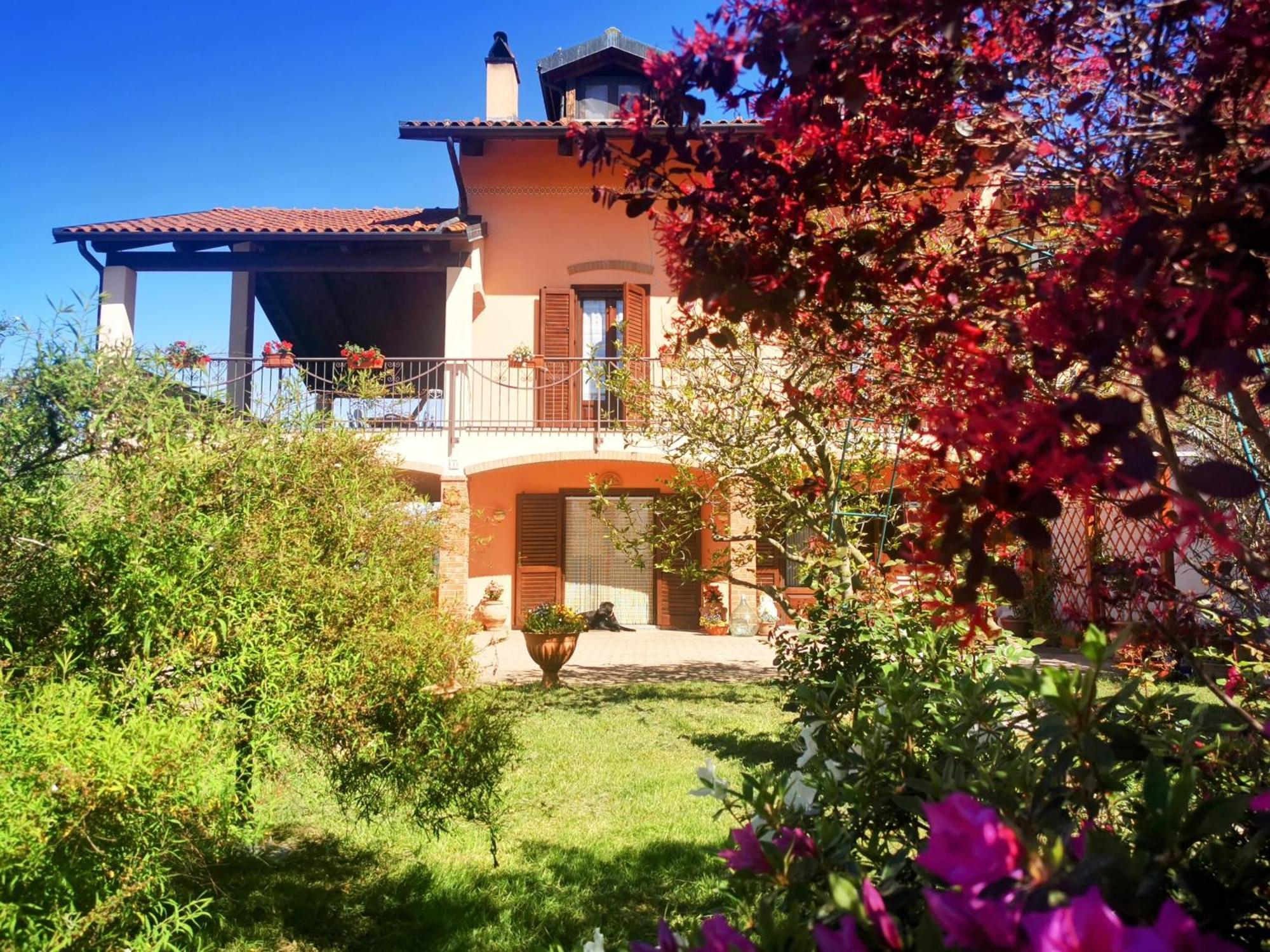 Orto Del Pettirosso Front Exterior foto